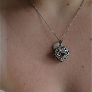 Heart locket